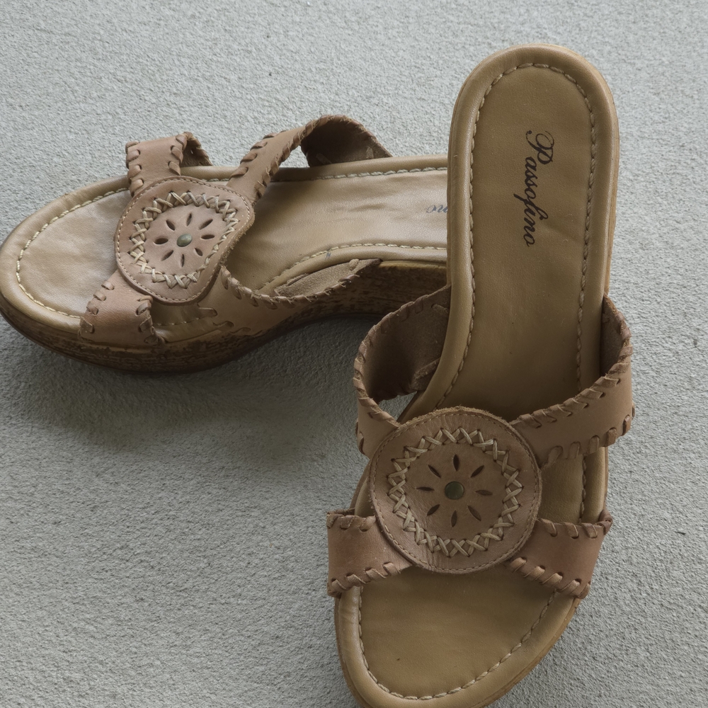 Women's Brown Sandals